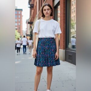 Vintage Floral Pleated Skirt Size 6 Dark floral 90’s Y2K Fairy